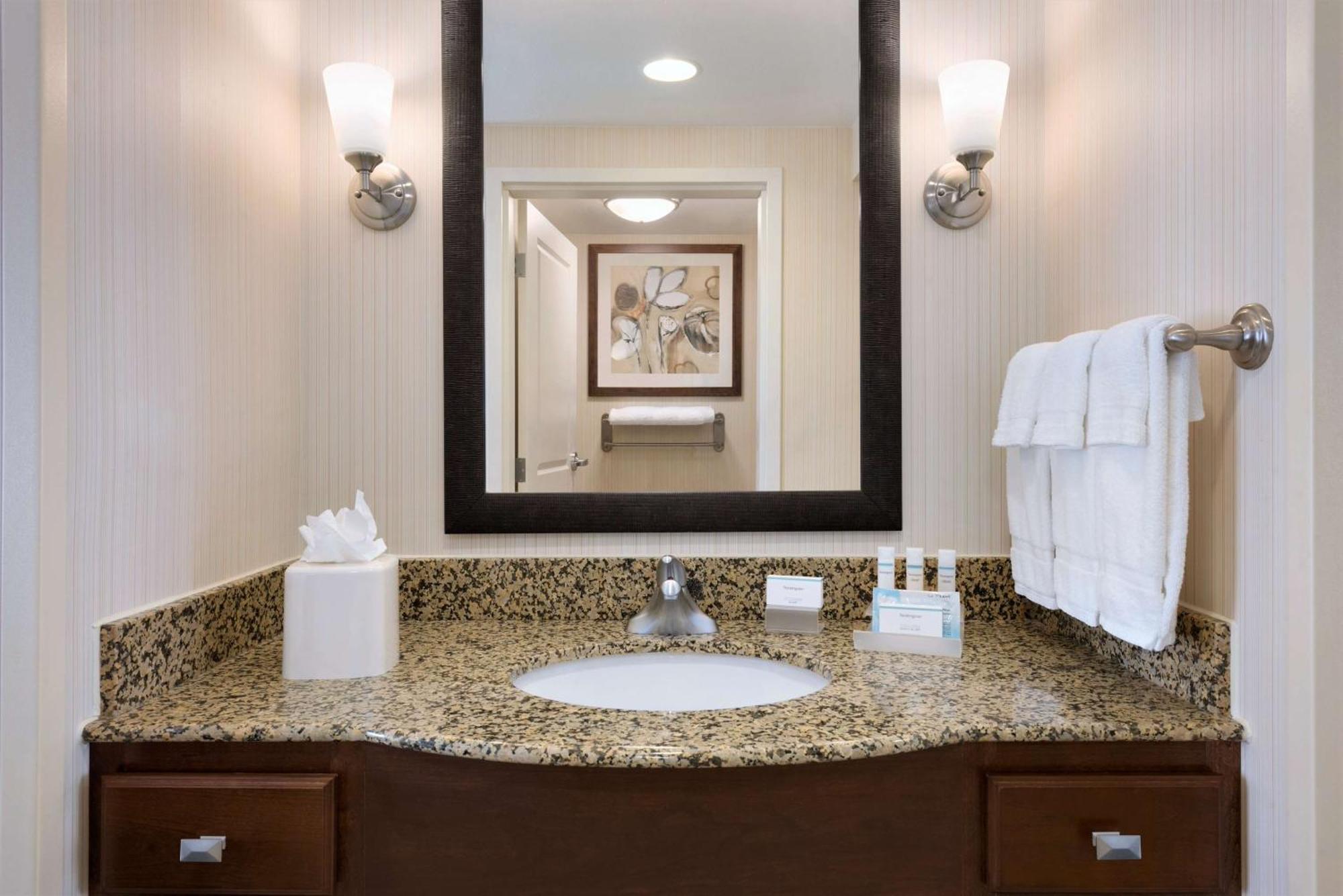 Homewood Suites By Hilton Madison West Esterno foto